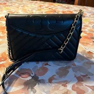 Tory Burch black leather shoulder purse